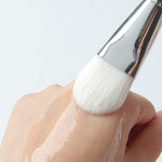 Brosse à poils doux et masque en silicone