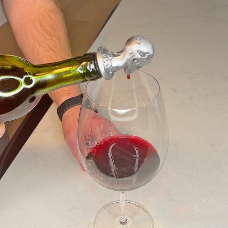 Le bec à vin rouge de Zombie Head