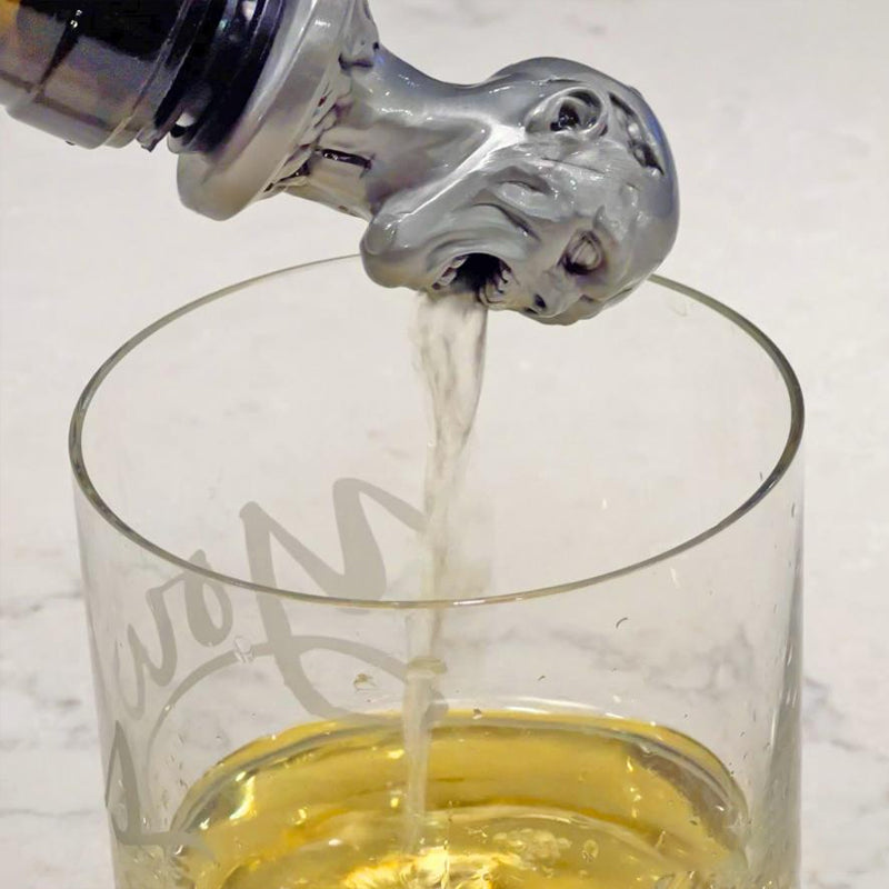 Le bec à vin rouge de Zombie Head